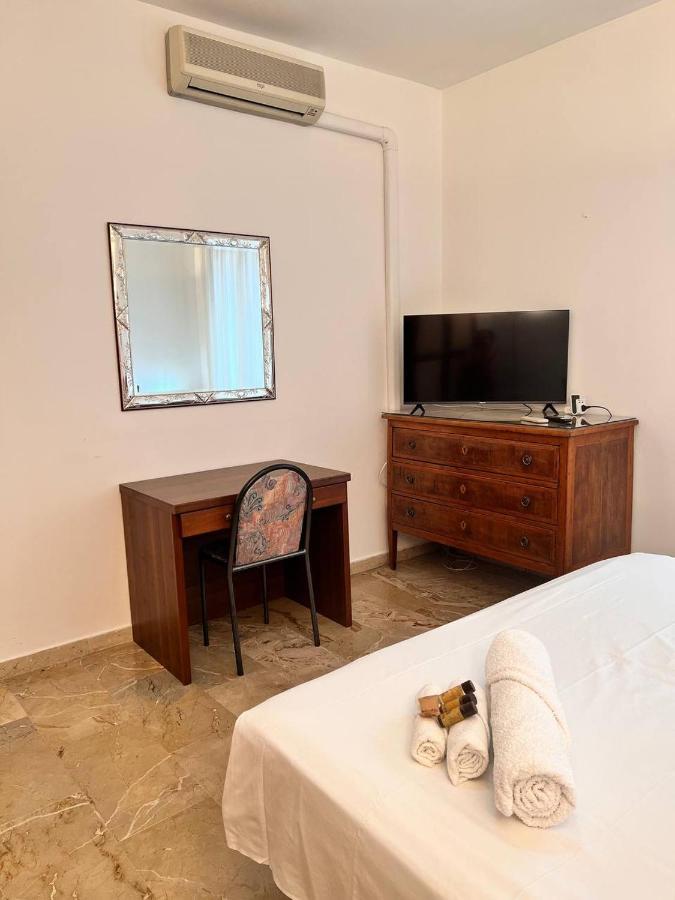 Casa Radiosa Varese Rooms Exterior foto
